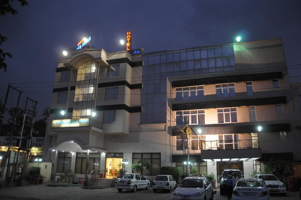 Hotel Ganga Ratan Agra  Dış mekan fotoğraf