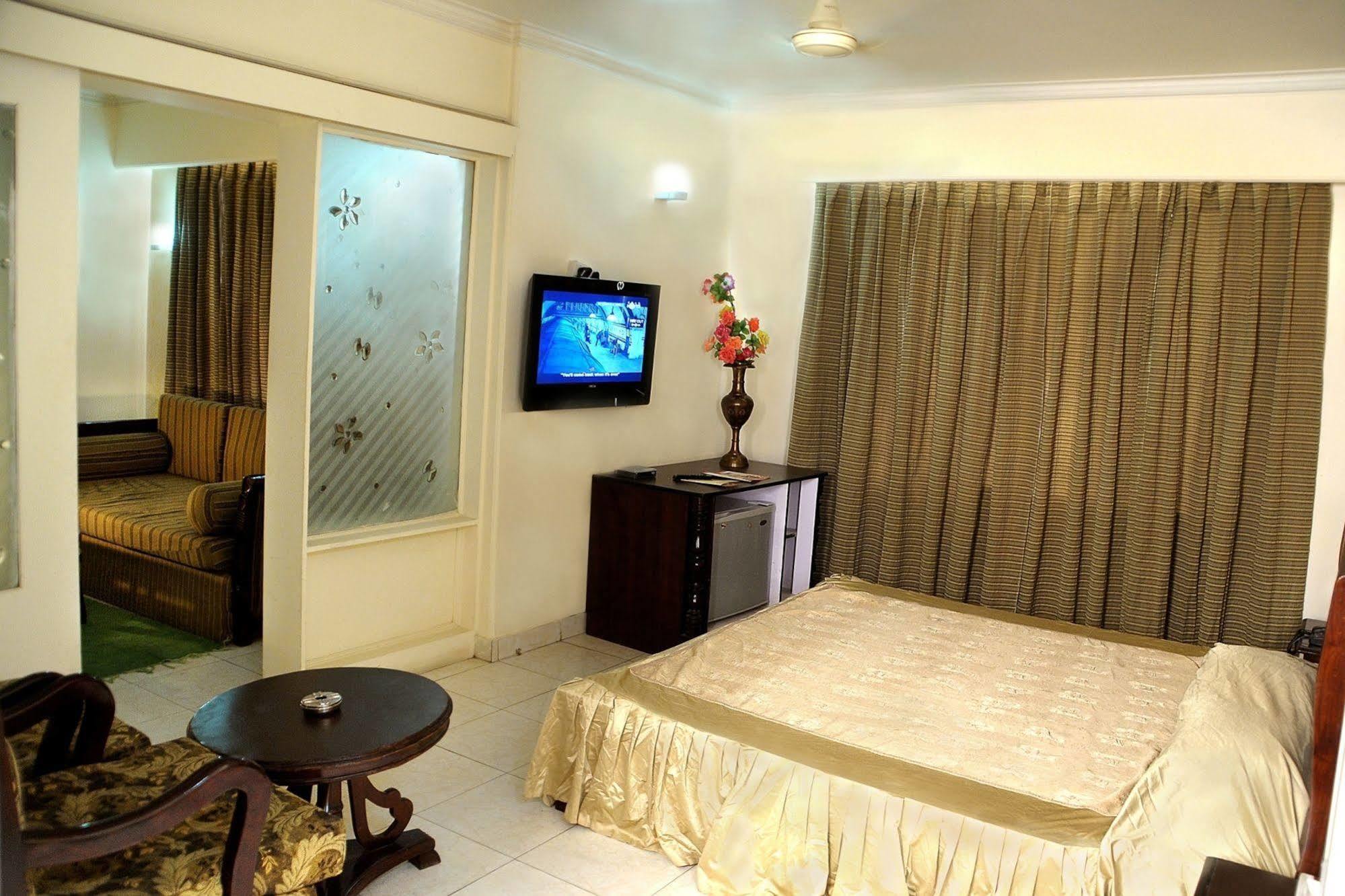 Hotel Ganga Ratan Agra  Dış mekan fotoğraf