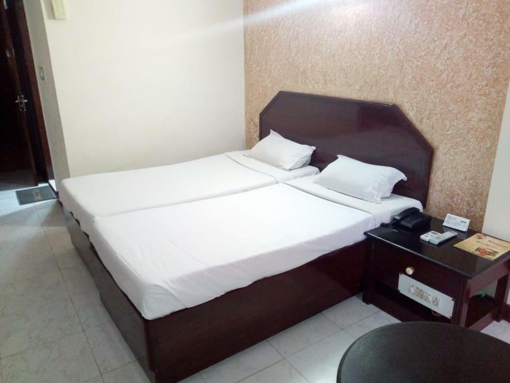 Hotel Ganga Ratan Agra  Dış mekan fotoğraf